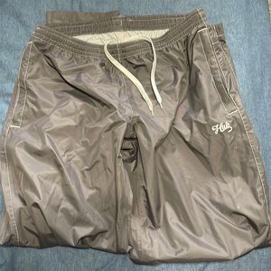 Men’s Huk rain pants. Size small. Grey Fishing pants